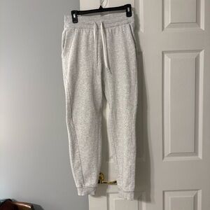 lululemon | scuba joggers in heathered core light grey